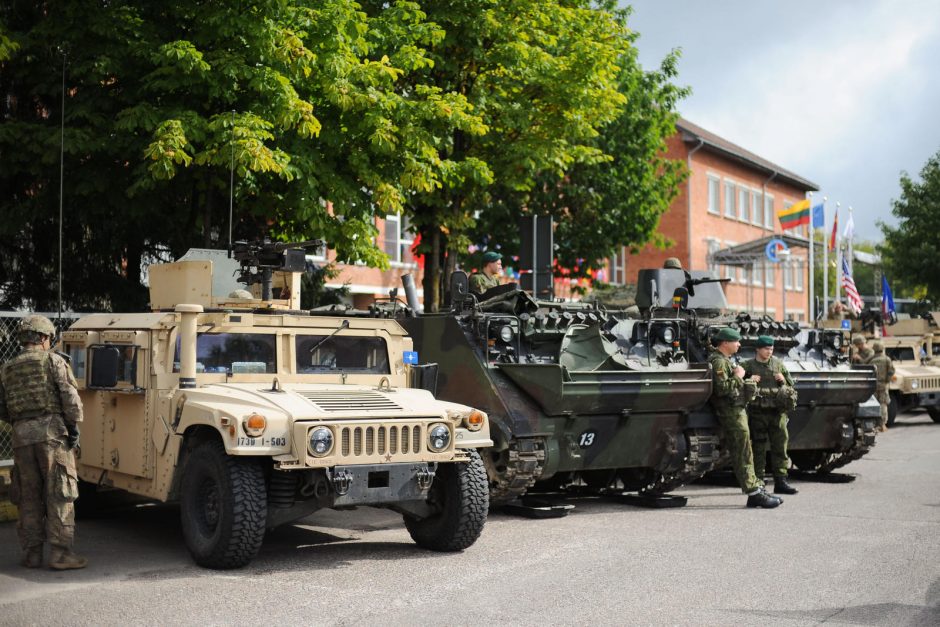 NATO vadovas atidarė Aljanso štabą Vilniuje