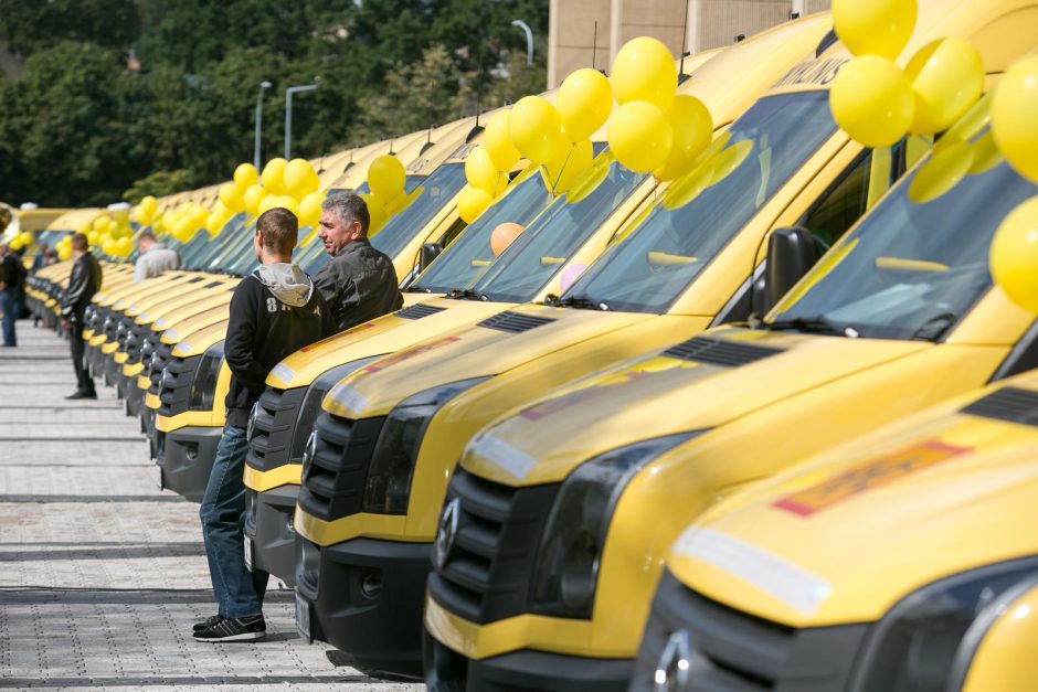 Netrukus Lietuvos mokyklas pasieks 48 nauji autobusiukai