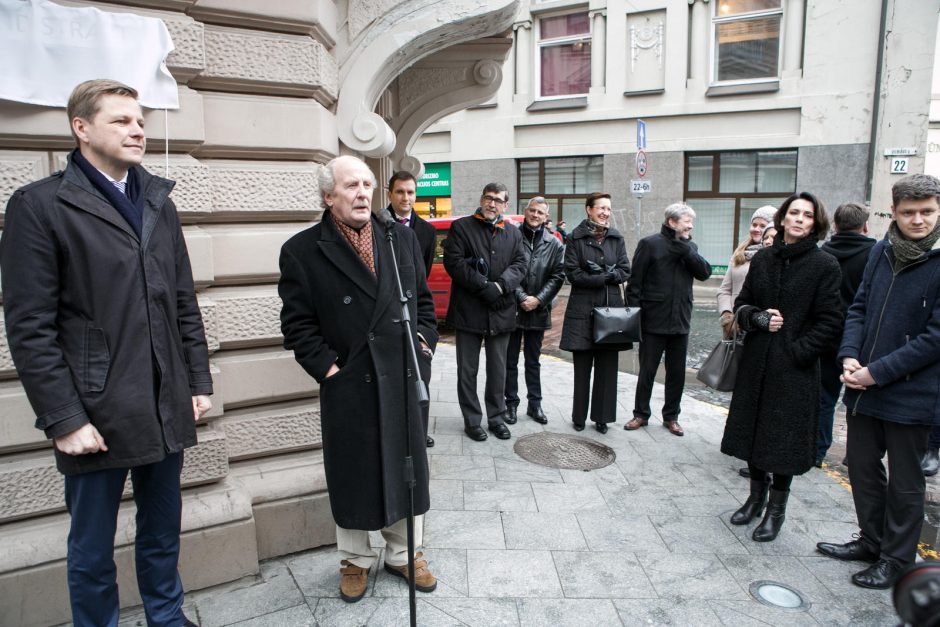 Vilniuje Islandijos gatvėje atidengtas užrašas islandų kalba