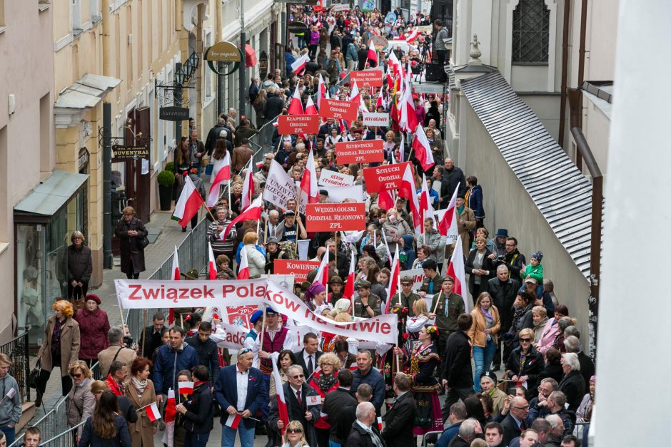 Pasaulio lenkų dienos proga – eitynės Vilniaus gatvėse