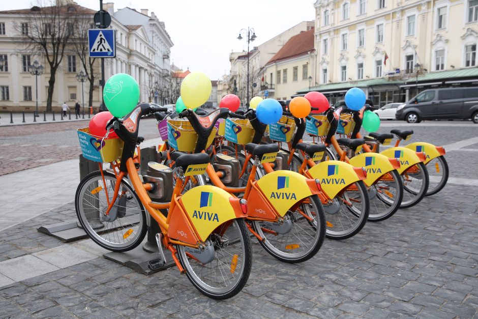 Į sostinės gatves išrieda miesto dviračiai