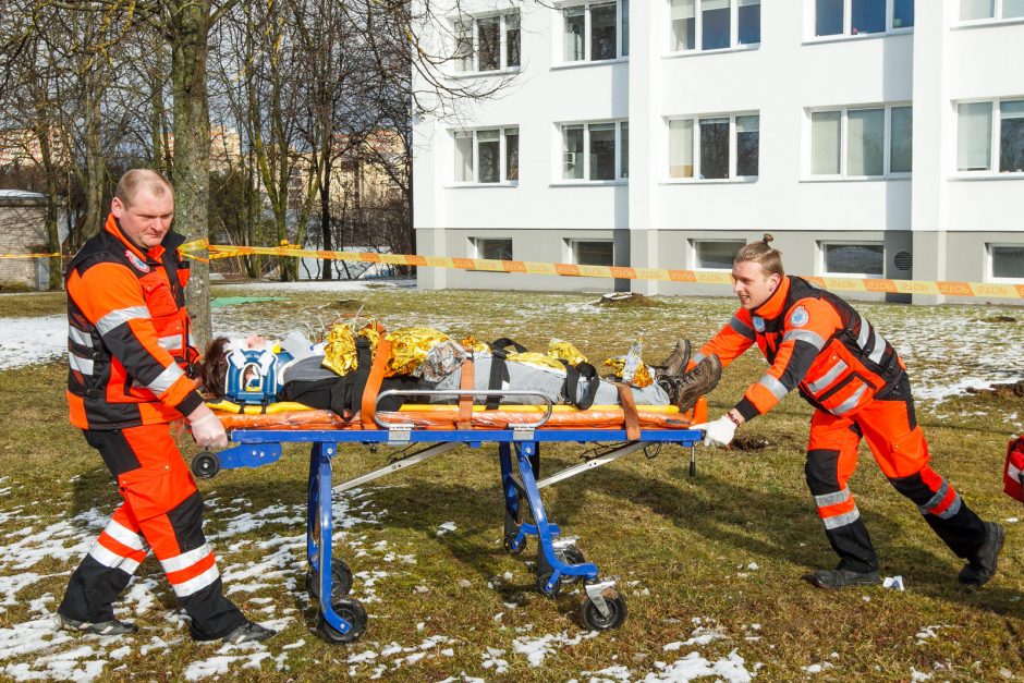 Iš bendrabučio evakuoti studentai