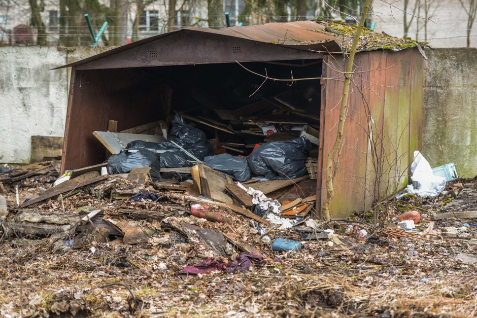 Nelegalių garažų Kaune mažėja: liko 700