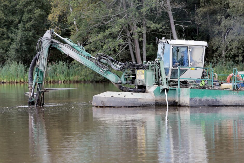 Aplinkos ministro planas: į ežerus pripilti chemikalų?