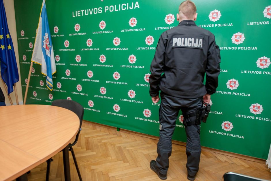 Kaip atrodys naujos policininkų uniformos?