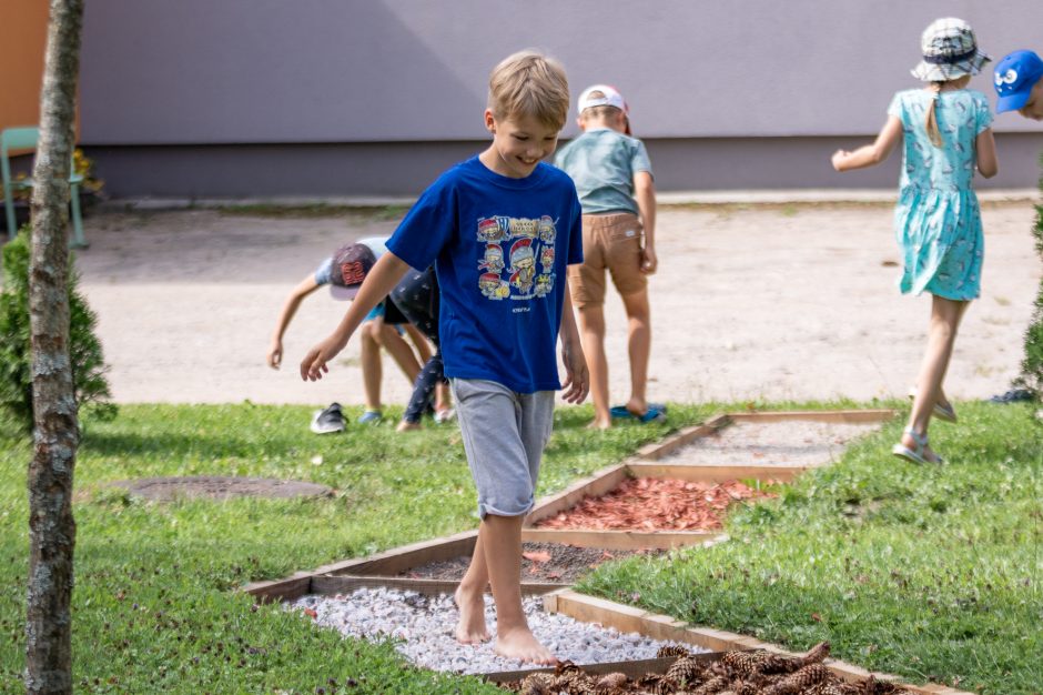 Vaikų vasaros stovyklose – žygiai pėsčiomis, maudynės upėse ir kūrybinės veiklos