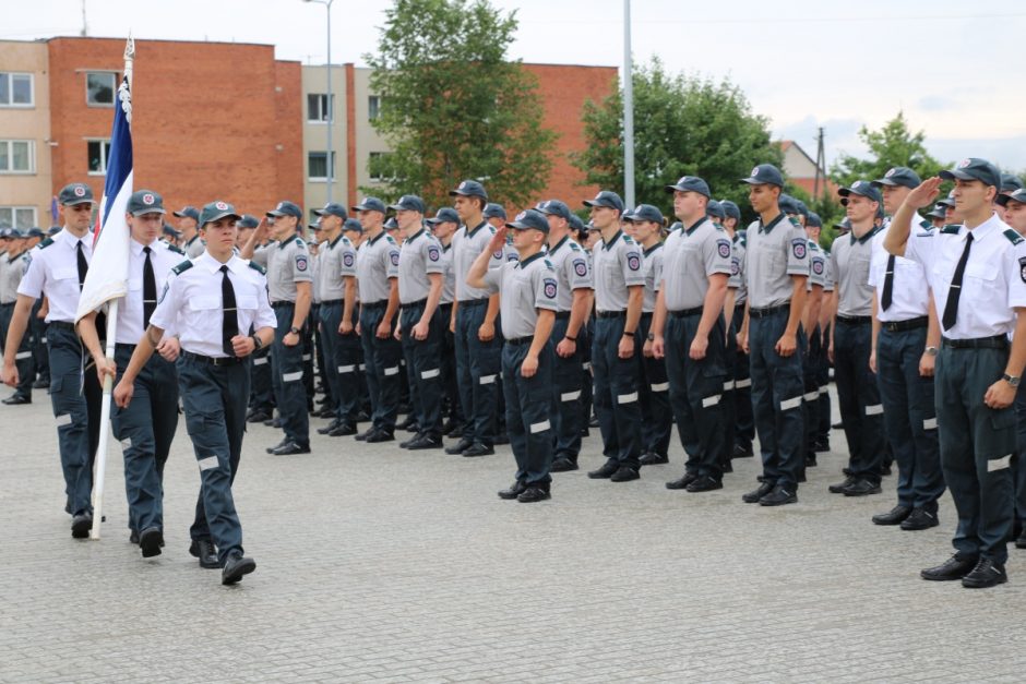 Lietuvos policijos mokykloje naujus mokslo metus pradėjo 129 kursantai