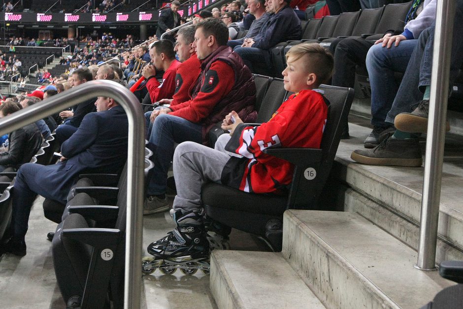  Pasaulio čempionato antroji diena: NHL žaidėjų šou 