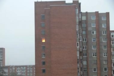 Vilniuje žuvo, kaip manoma, iš balkono iškritusi senolė