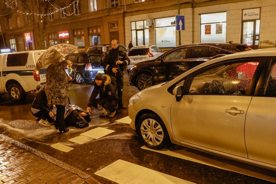 Uostamiesčio gatvėse nukentėjo moteris ir maža mergaitė