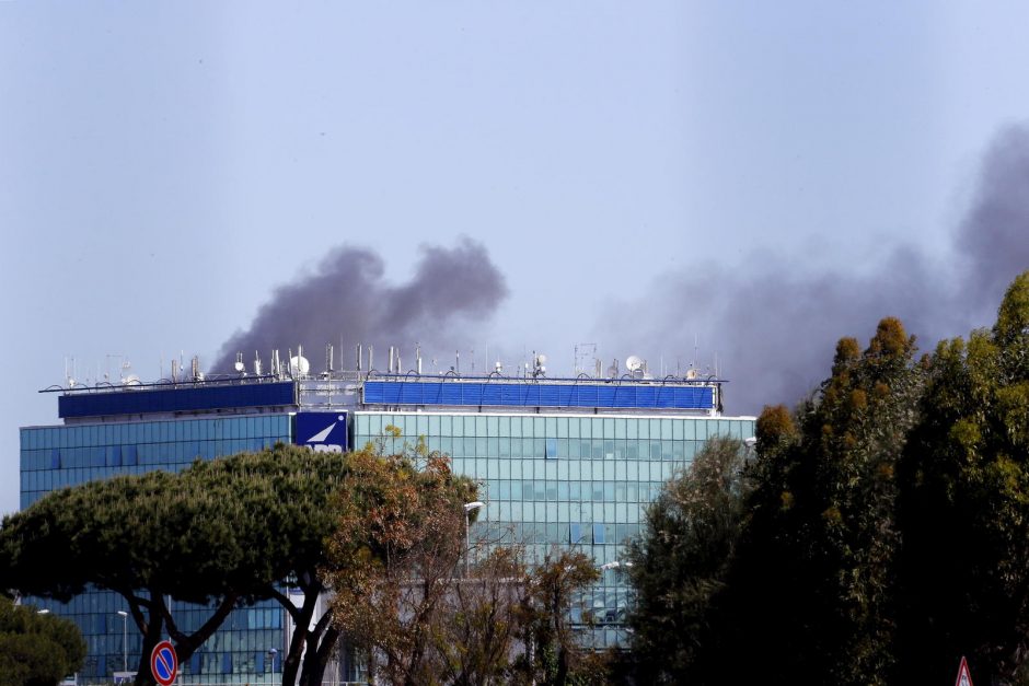 Romos oro uostas atnaujina darbą po gaisro terminale