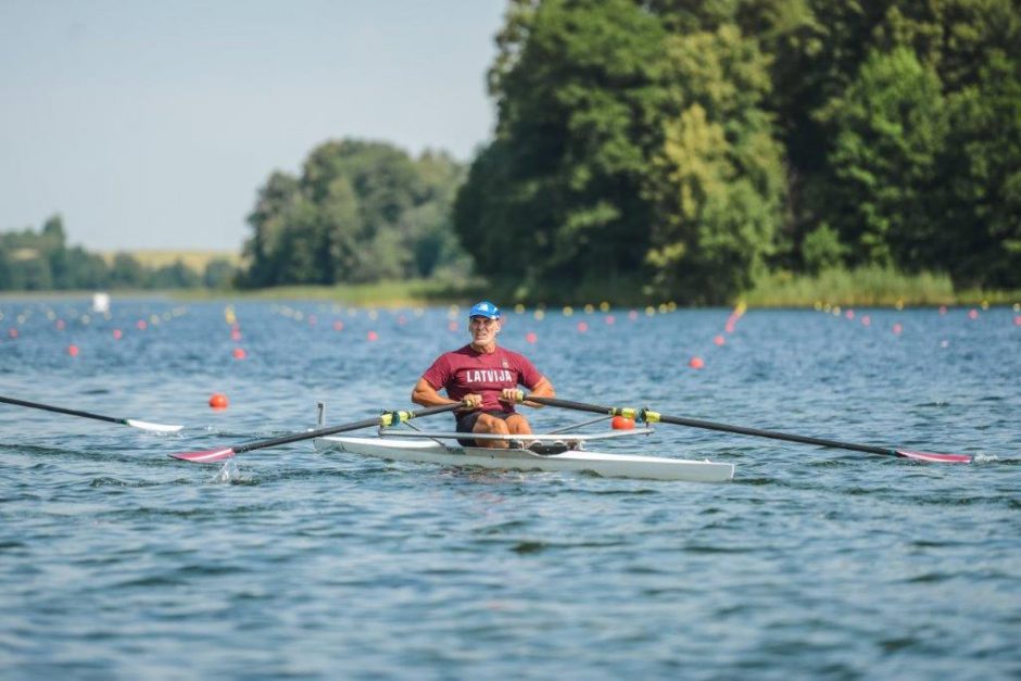 Trakuose prasideda azartiška tarptautinė irklavimo regata