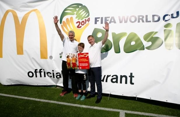 FIFA pasaulio futbolo čempionate vieną žvaigždžių į aikštę ves 10-metis kaunietis