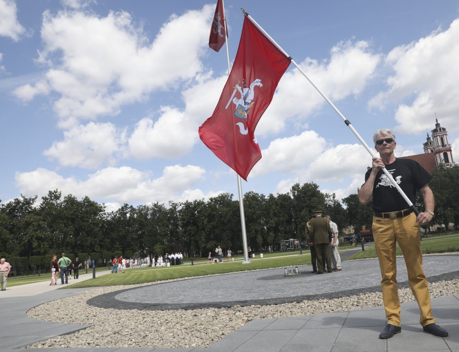 Lukiškių aikštėje pristatytas interaktyvus fontanas