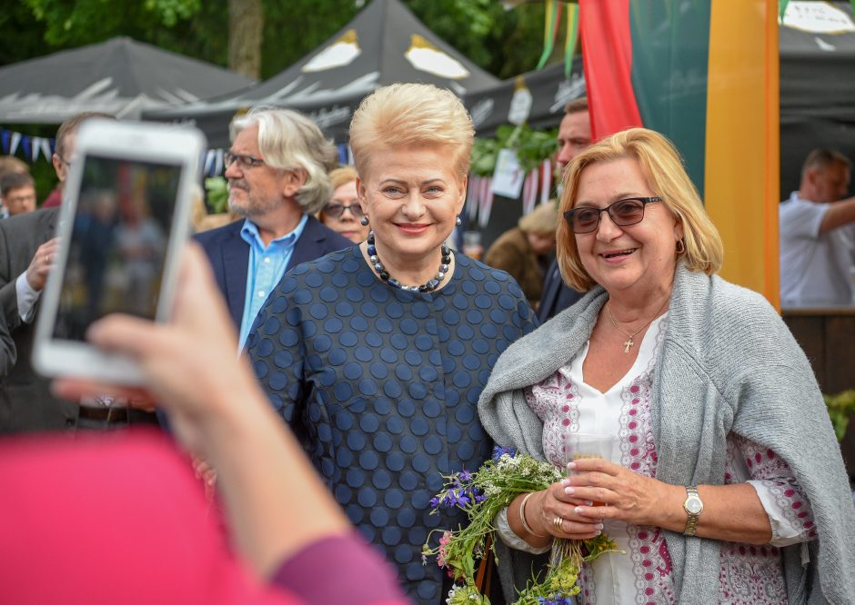 D. Grybauskaitė dalyvavo Vidurvasario šventėje