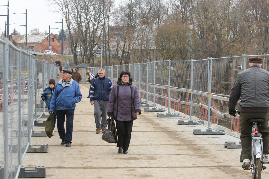 Kauno valdžia reikalauja daugiau pinigų Panemunės tiltui