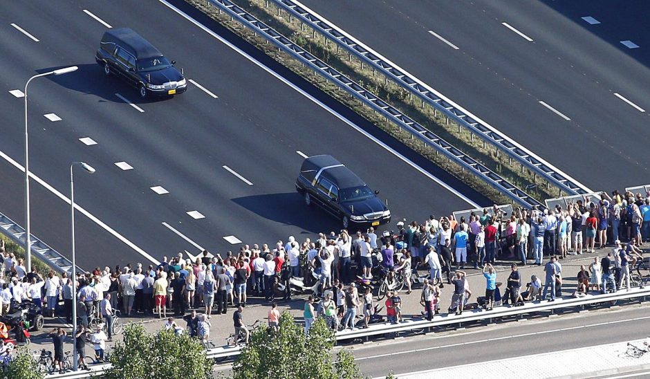 Savaitė po tragedijos: pasaulis gedi MH17 skrydžio aukų