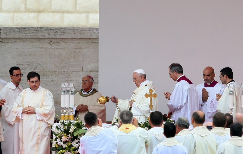 Popiežiaus Pranciškaus sutiktuvės Albanijoje