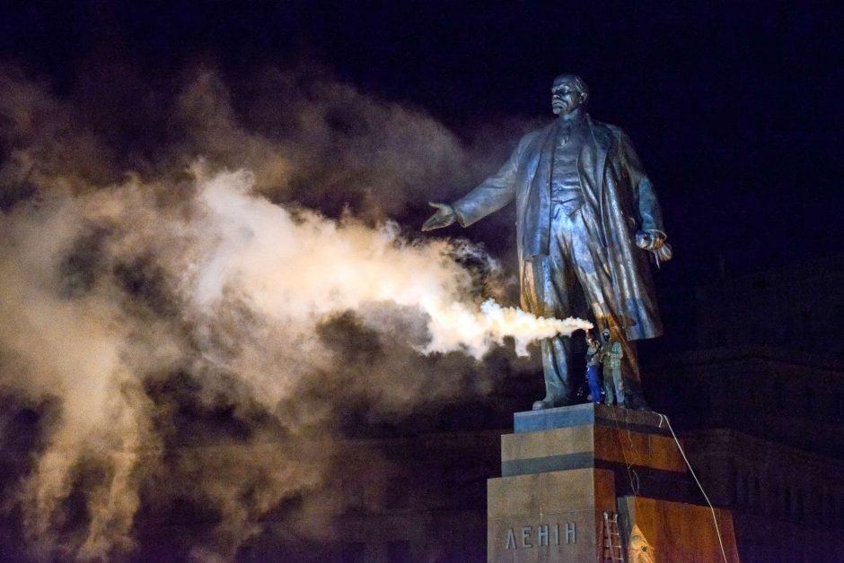 Charkove nacionalistai nuvertė Leniną