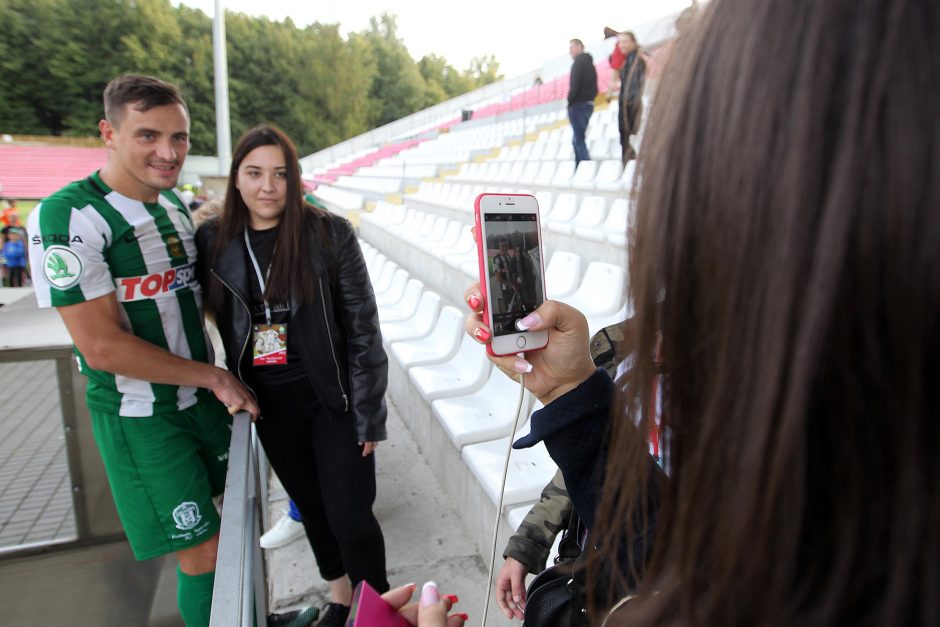 „Žalgiris“ po dramatiškos kovos įveikė „Sūduvą“ ir žengė į LFF taurės finalą