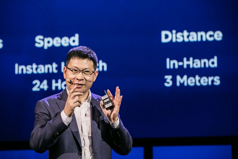„Huawei“ pristatė ateities mobiliųjų įrenginių dirbtinį intelektą