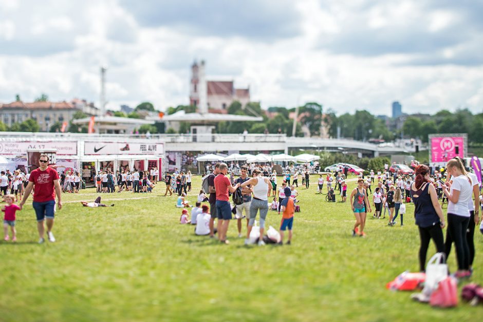 „Moterų bėgime“ dalyvavo tūkstantinė minia