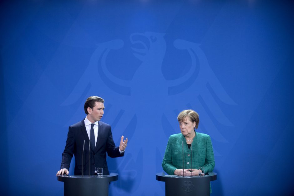 Vokietijos ir Austrijos kancleriai nesutarė dėl migrantų kvotų 