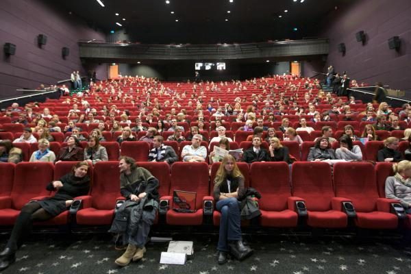 „Kino pavasaris“ skelbia kinomanų atostogų galą