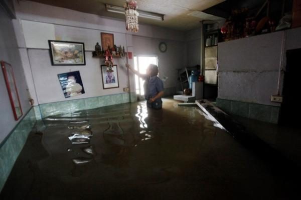 Tailande potvyniai nusinešė jau 94 žmonių gyvybes