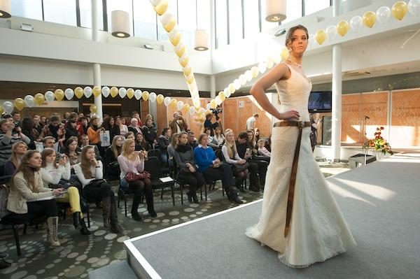 Pirmoji Lietuvoje vestuvinė paroda pranoko lūkesčius