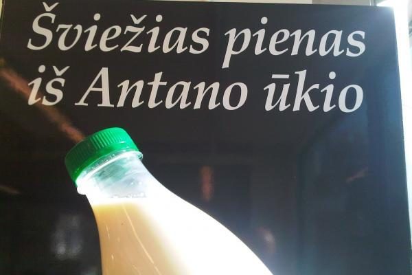 Šviežią Antano pieną vilniečiai perka iš automato 