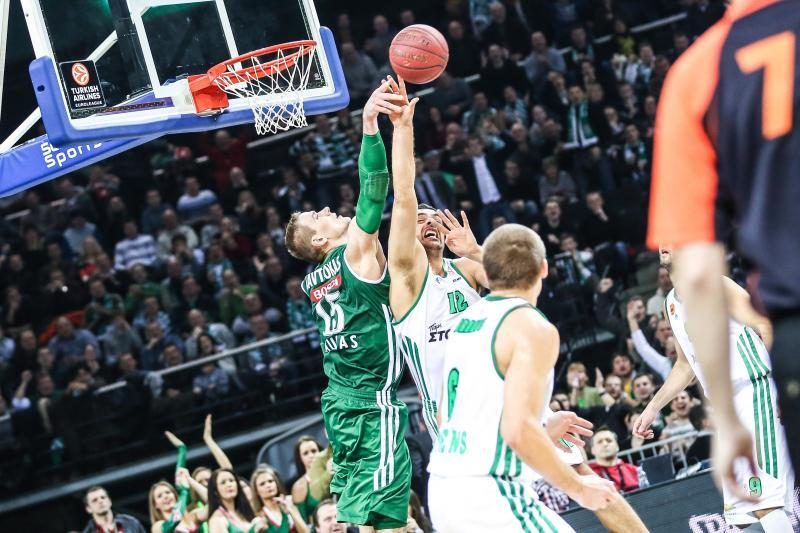 Skaudus smūgis: „Žalgiris“ neatsilaikė prieš graikus (komentarai)