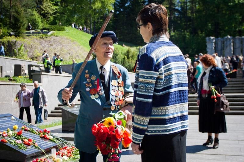 Antakalnio kapinėsė karo veteranai minėjo gegužės 9-ąją