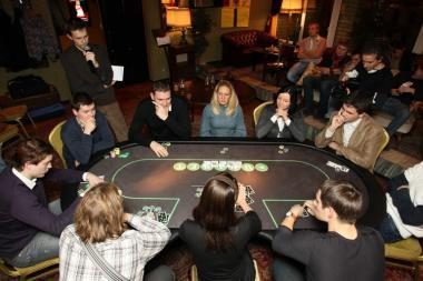 Vilniuje atidaromas didžiausias sportinio pokerio klubas