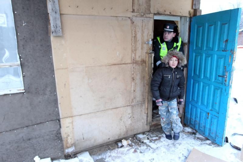 Vilniaus tabore griaunami nelegalūs statiniai 