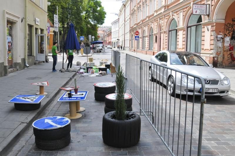 Gedimino prospektas tapo žaliąja poilsio zona 