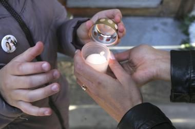 Klaipėdietei bažnyčioje neleista deginti savo žvakių