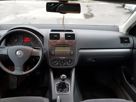 Skelbimas - VW Jetta 2005 1.9 TDI