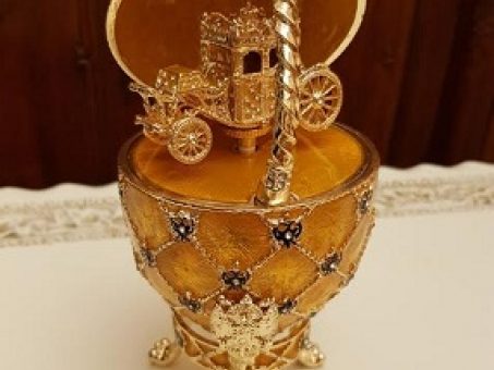 Skelbimas - *** Parduodu garsios "FABERGE" firmos juvelyrikos stebuklą, KIAUŠINIUS