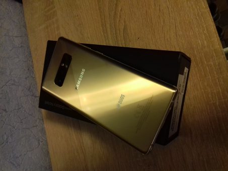 Skelbimas - Parduodu Samsung Galaxy Note8 Gold 520eur