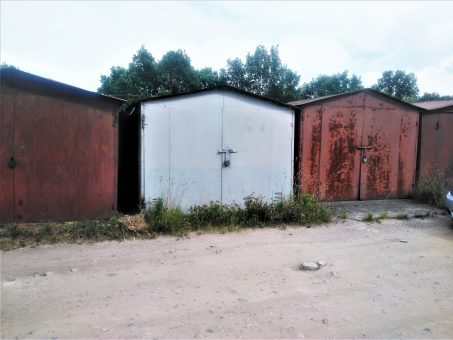 Skelbimas - Metalinis garažas su vieta bendrijoje