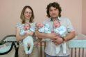 Laukimas: žinia apie trynukus Rybakovų neišgąsdino. Tėvai slapčia vylėsi susilaukti dviejų dukrų ir sūnaus, tačiau pasaulį išvydo trys mergytės.