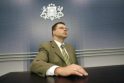 Išeitis: V.Dombrovskio vyriausybė karštligiškai ieško naujų partnerių.