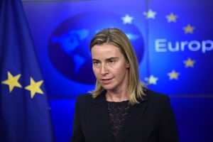 ES išreiškė pasipiktinimą Afganistane moteriai įvykdytu linčo teismu