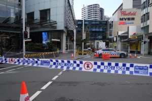 Vietos bendruomenės: 1 iš 6 Sidnėjaus prekybos centre nužudytų žmonių buvo pakistanietis 