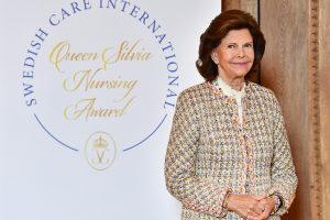 Švedijos karalienės apdovanojimas – slaugytojai iš Panevėžio