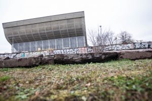 Grafičius nuo Sporto rūmų fasado nuvalys už 20 tūkst. eurų 