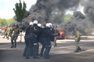 Vyriausybė pritarė siūlymui aiškiau apibrėžti teroristinę grupę, gresiančias bausmes