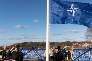Apžvalga: trys Lietuvos rūpesčiai ruošiantis NATO Vilniaus viršūnių susitikimui