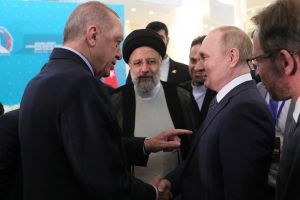 R. T. Erdoganas liepė V. Putinui „išvalyti“ kurdų pajėgas iš Sirijos šiaurės